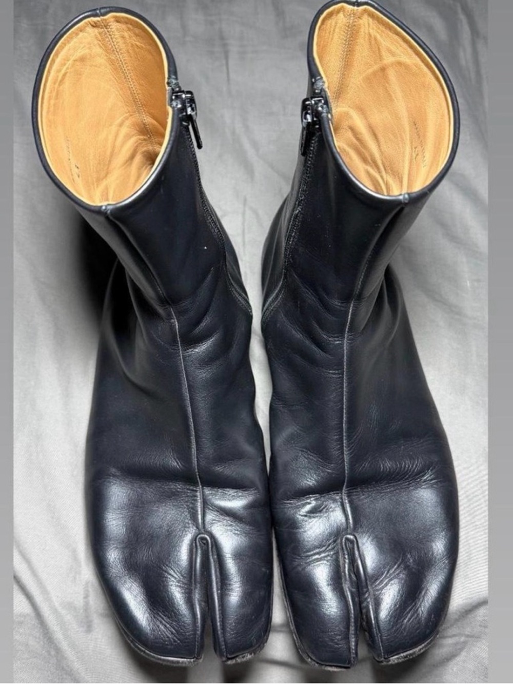 Maison Martin Margiela Black Tabi Leather Zip Boots